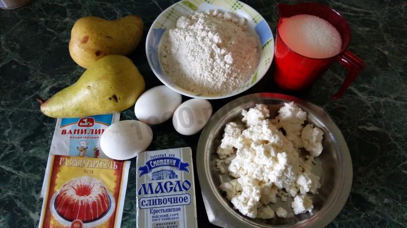 Шаг 1 приготовления Творожный кекс с грушей