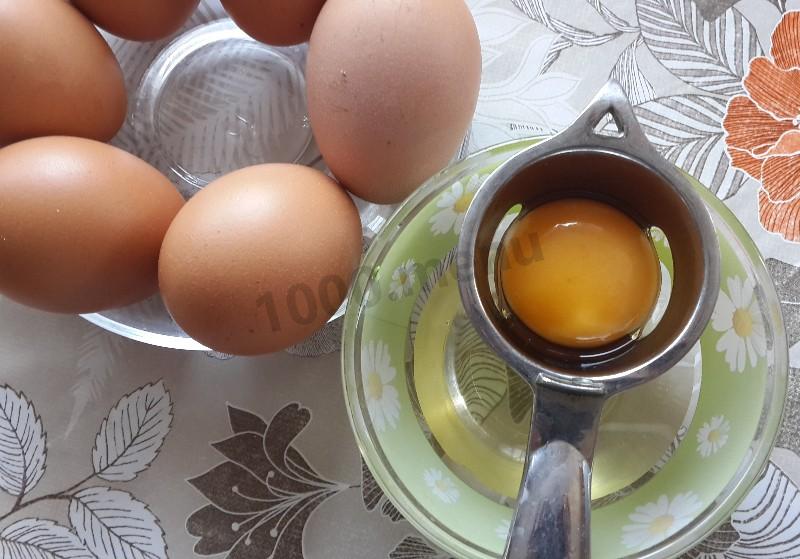 Шаг 3 приготовления Куличи на сливочном маргарине
