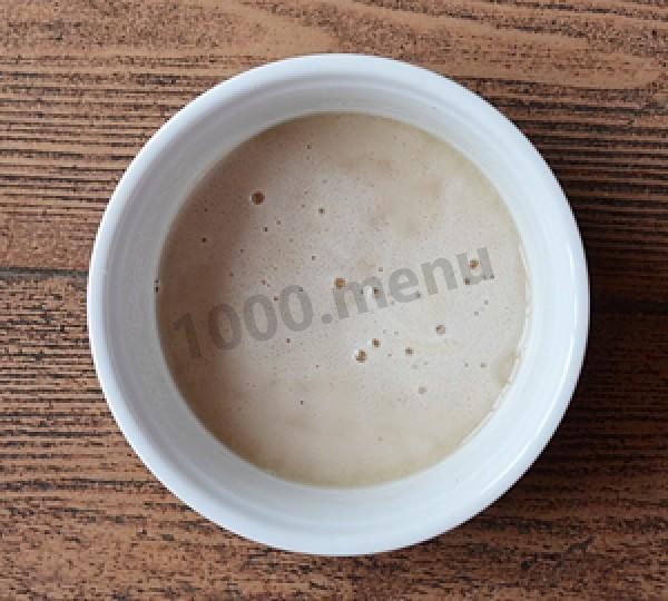 Шаг 1 приготовления Крестовые пасхальные булочки с изюмом