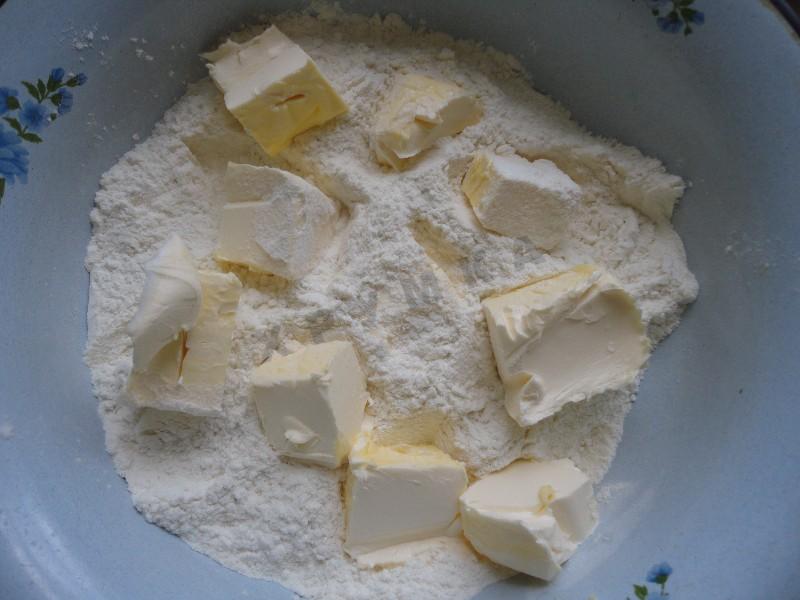 Шаг 3 приготовления Пирог Белые ночи