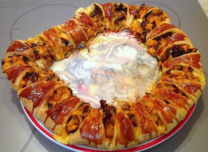 Обложка рецепта Пирог Солнышко с курицей и грибами