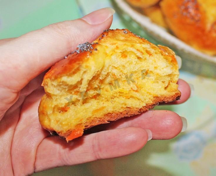 Шаг 15 приготовления Морковные булочки с морковью и маком