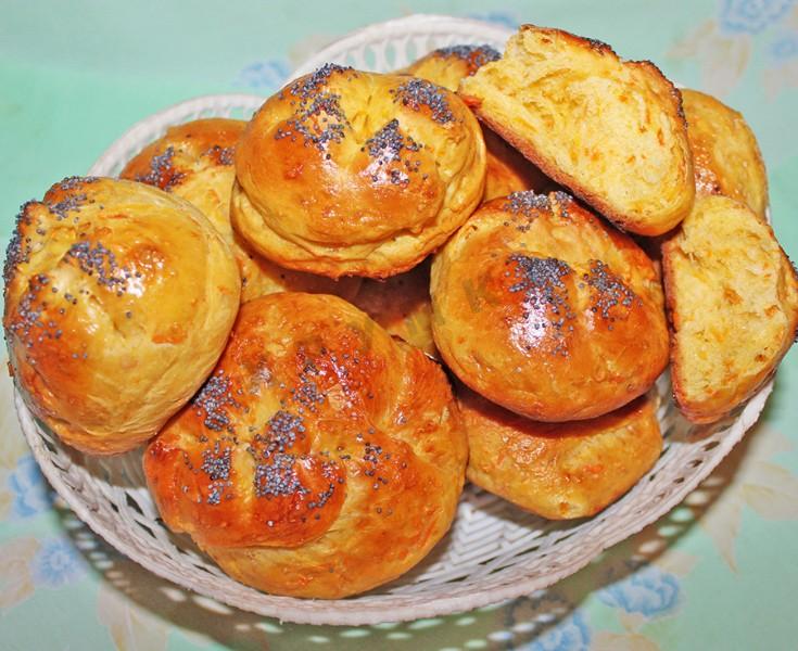 Шаг 16 приготовления Морковные булочки с морковью и маком