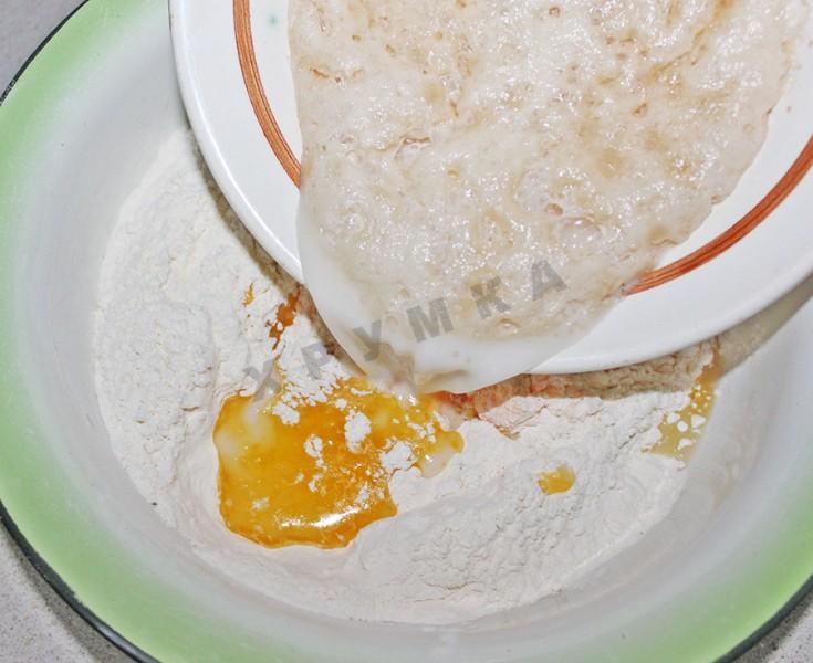 Шаг 5 приготовления Морковные булочки с морковью и маком