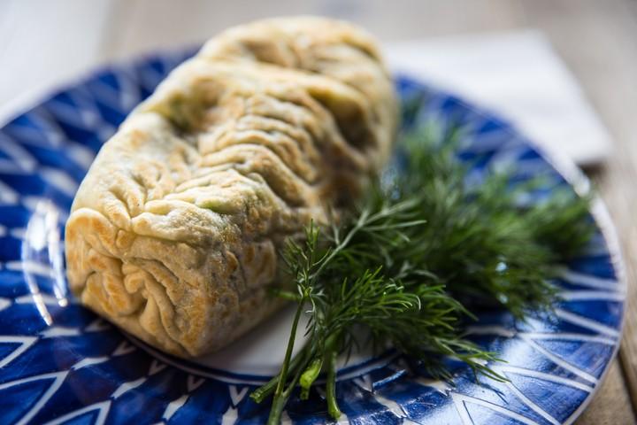 Шаг 10 приготовления Пишлок-гумма с сыром и зеленью
