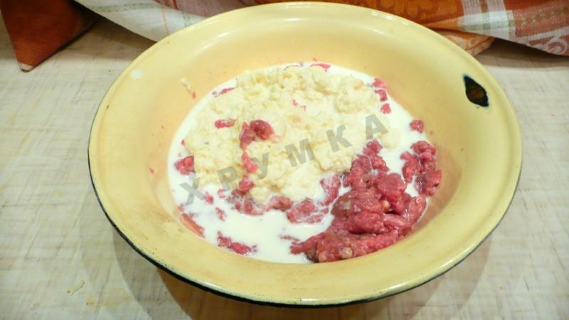 Шаг 5 приготовления Штрудель мясной слоеный на молоке