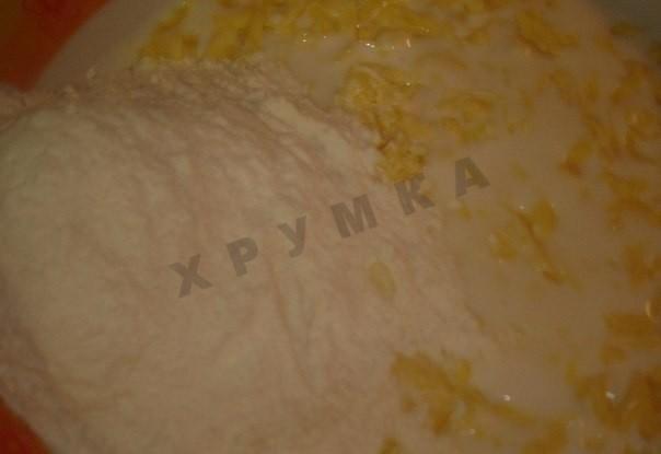 Шаг 2 приготовления Сырные лепешки за 15 минут