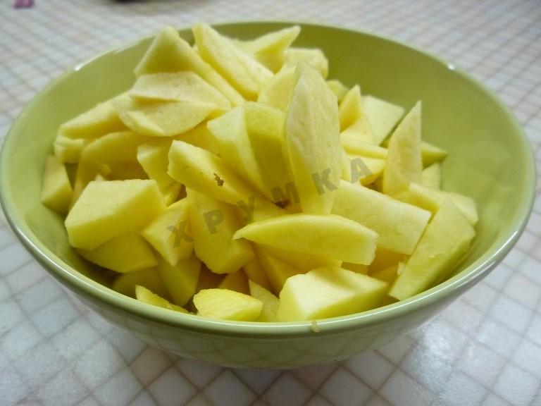 Шаг 5 приготовления Быстрый яблочный пирог с творожной заливкой