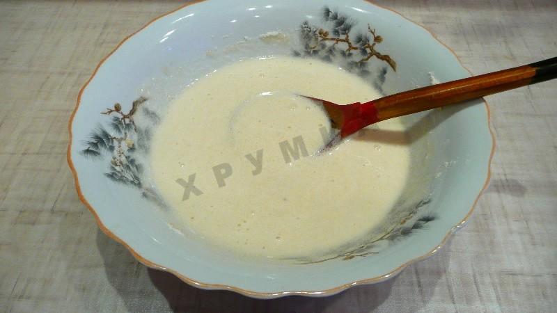 Шаг 8 приготовления Простой двухслойный бисквит с пропиткой