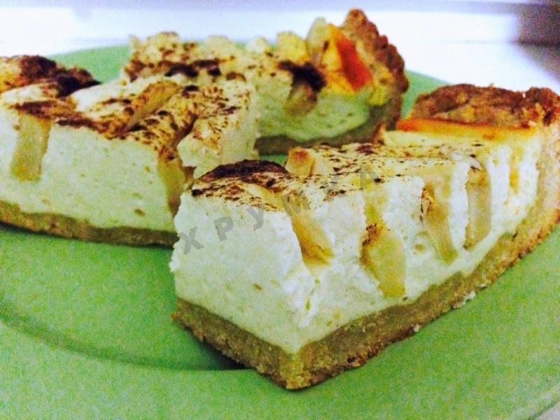 Обложка рецепта Пирог чизкейк с творожной начинкой и фруктами