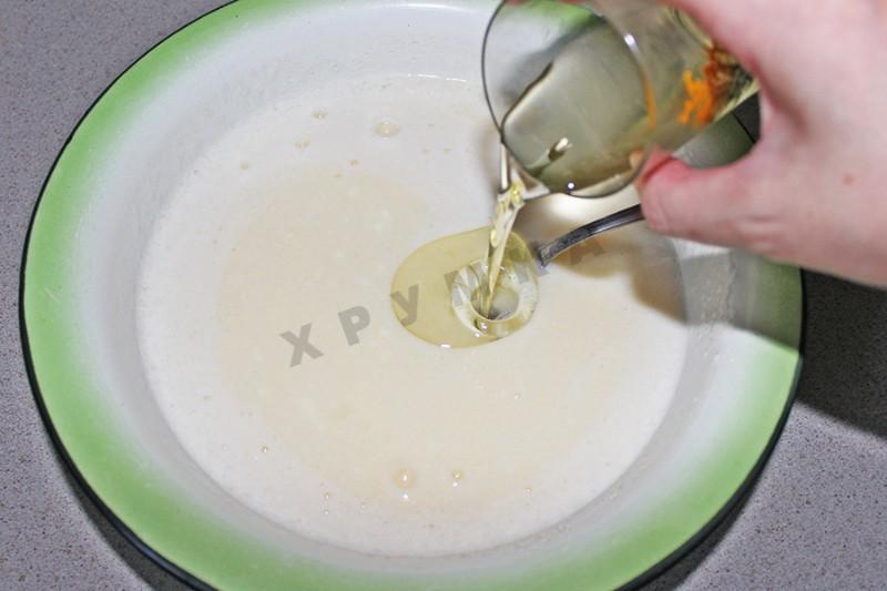 Шаг 3 приготовления Пряники глазурированные с медом и кефиром