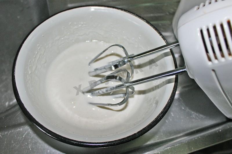 Шаг 9 приготовления Пряники глазурированные с медом и кефиром