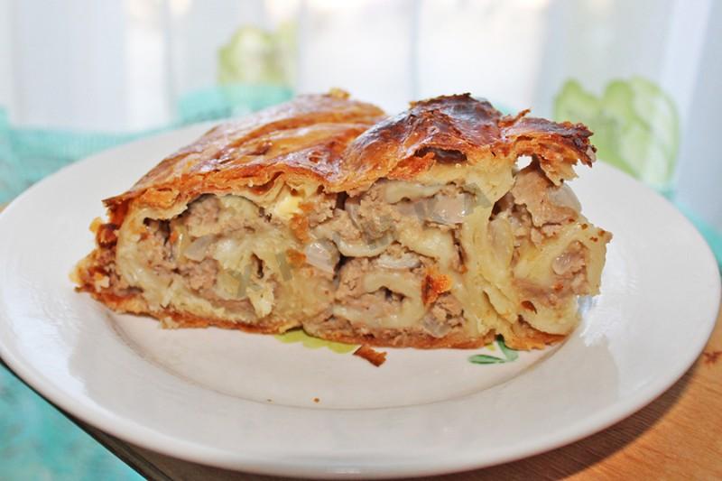 Шаг 9 приготовления Бюрек по-турецки с мясом
