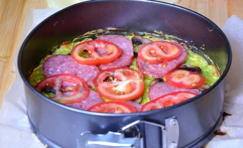 Шаг 9 приготовления Закусочный пирог с помидорами сыром и кабачками