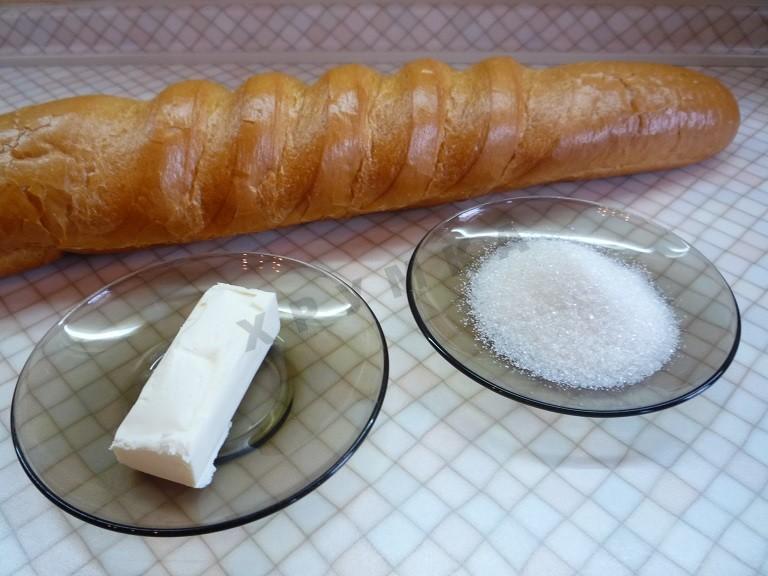 Шаг 1 приготовления Сухари из батона в духовке