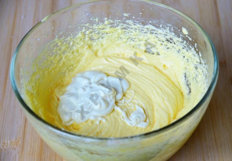 Шаг 4 приготовления Капкейки с белым шоколадом и фисташками