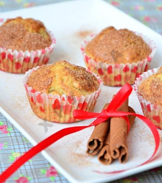 Шаг 8 приготовления Маффины с яблоками и корицей на сливках