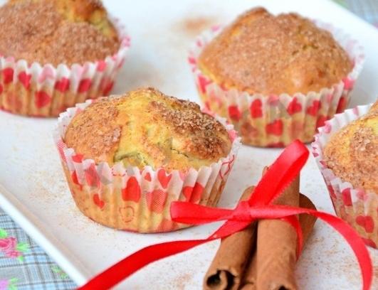 Обложка рецепта Маффины с яблоками и корицей на сливках
