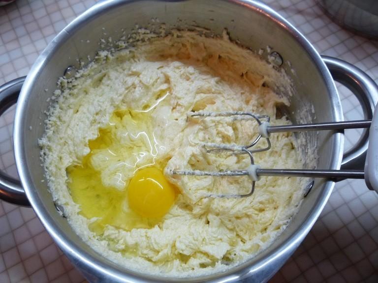 Шаг 2 приготовления Торт Собака со сгущенкой