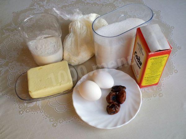 Шаг 1 приготовления Пирог с финиками Лакомка тертый