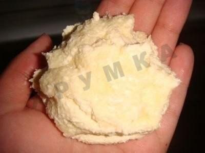 Шаг 2 приготовления Сырники с вареной сгущенкой