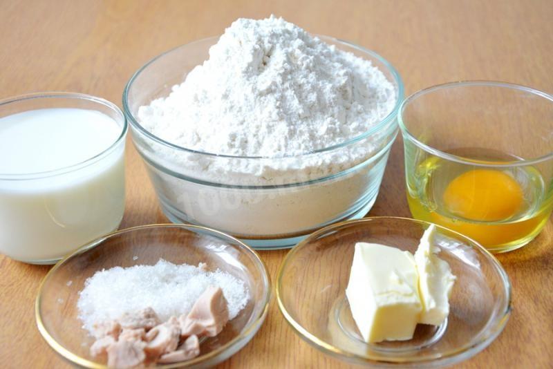Шаг 1 приготовления Булочки Лягушки