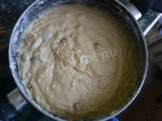 Шаг 4 приготовления Быстрый пирог с изюмом