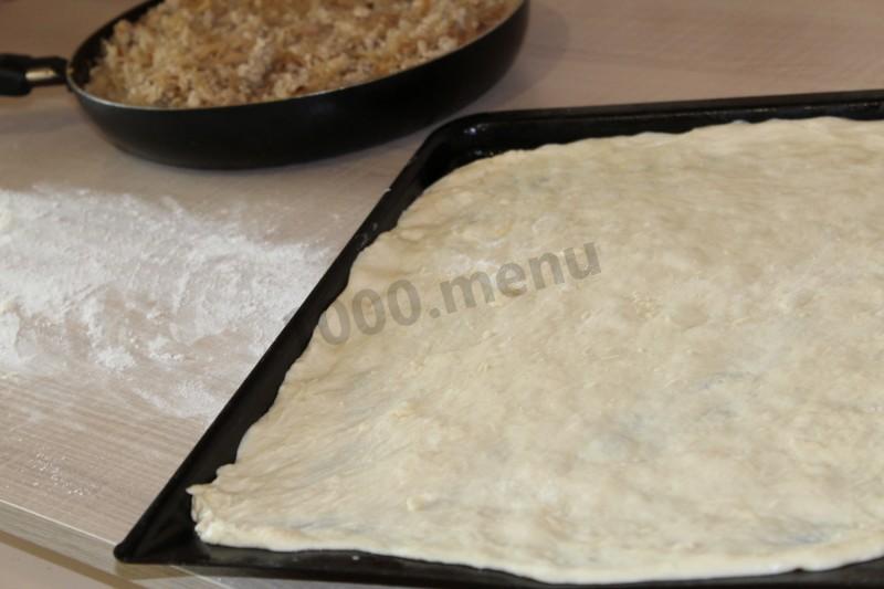 Шаг 23 приготовления Пирог с капустой и мясным фаршем дрожжевой