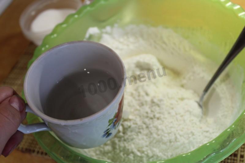 Шаг 6 приготовления Пирог с капустой и мясным фаршем дрожжевой