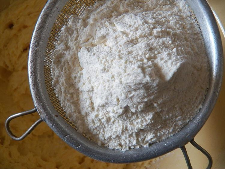 Шаг 4 приготовления Торт Ленинградский с вареной сгущенкой