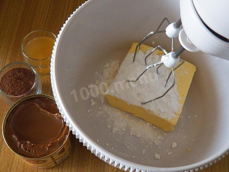 Шаг 9 приготовления Торт Ленинградский с вареной сгущенкой