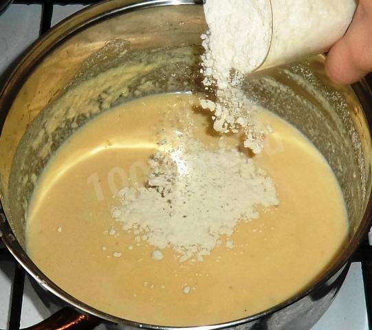 Шаг 5 приготовления Блины на манке на дрожжах манные