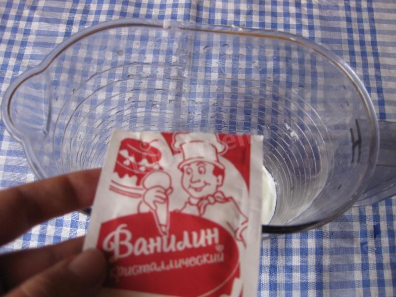Шаг 10 приготовления Диетические сырники с йогуртово-лимонным соусом