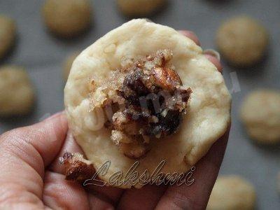 Шаг 7 приготовления Восточное печенье с финиками и орехами