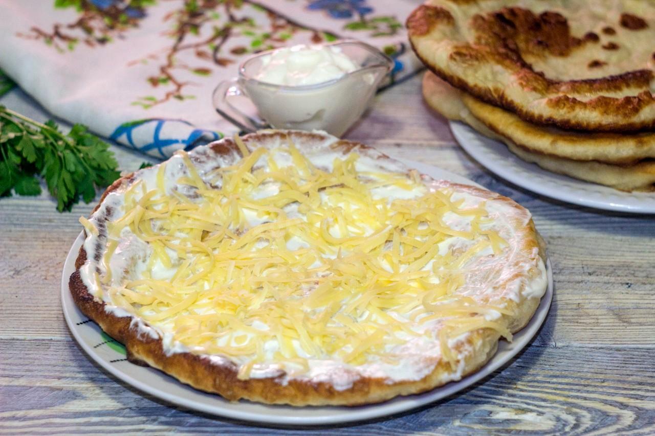 Обложка рецепта Лангош лепешка