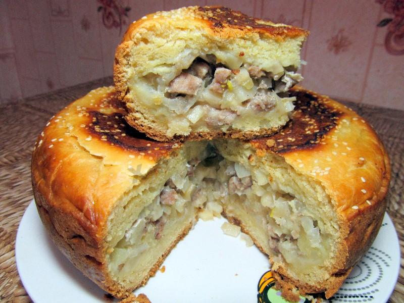 Шаг 29 приготовления Пирог с мясом и картошкой в мультиварке