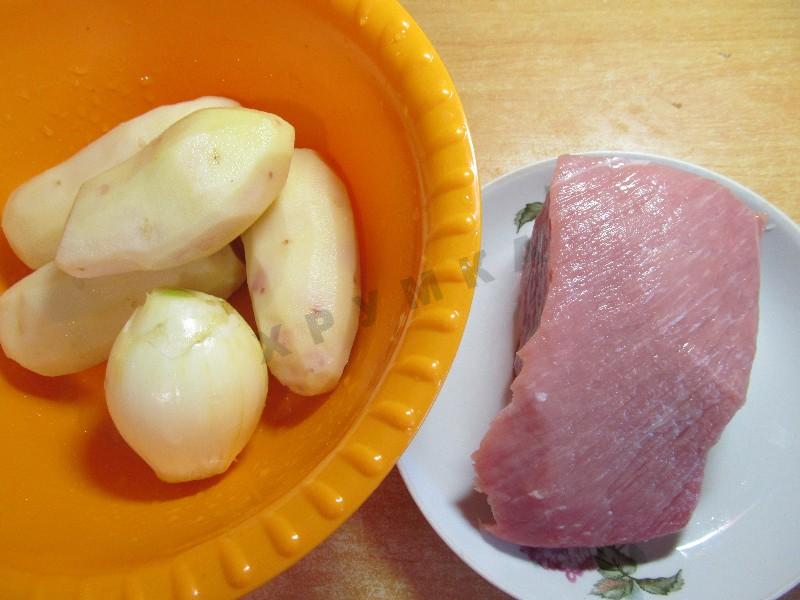 Шаг 8 приготовления Пирог с мясом и картошкой в мультиварке
