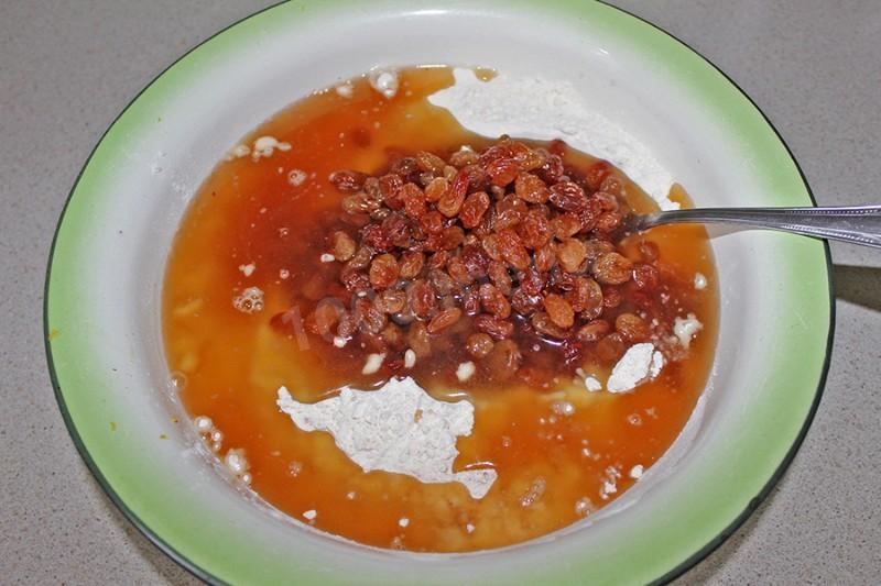 Шаг 5 приготовления Чайный кекс с изюмом