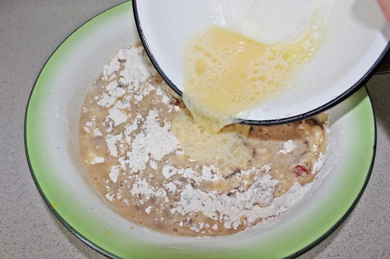 Шаг 6 приготовления Чайный кекс с изюмом