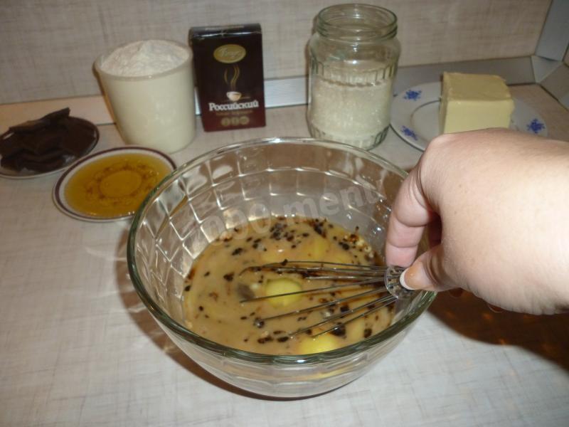 Шаг 2 приготовления Шоколадный торт со вкусом ванили