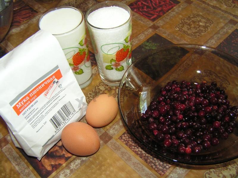Шаг 1 приготовления Кекс с клюквой