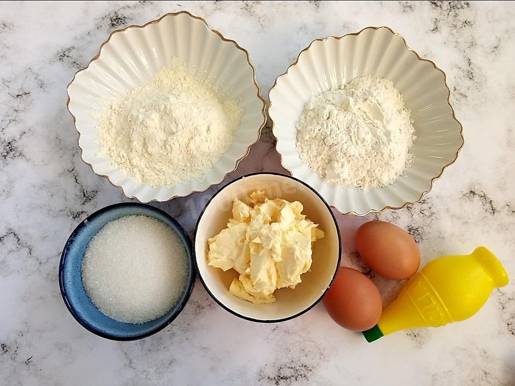 Шаг 1 приготовления Печенье из кукурузной крупы
