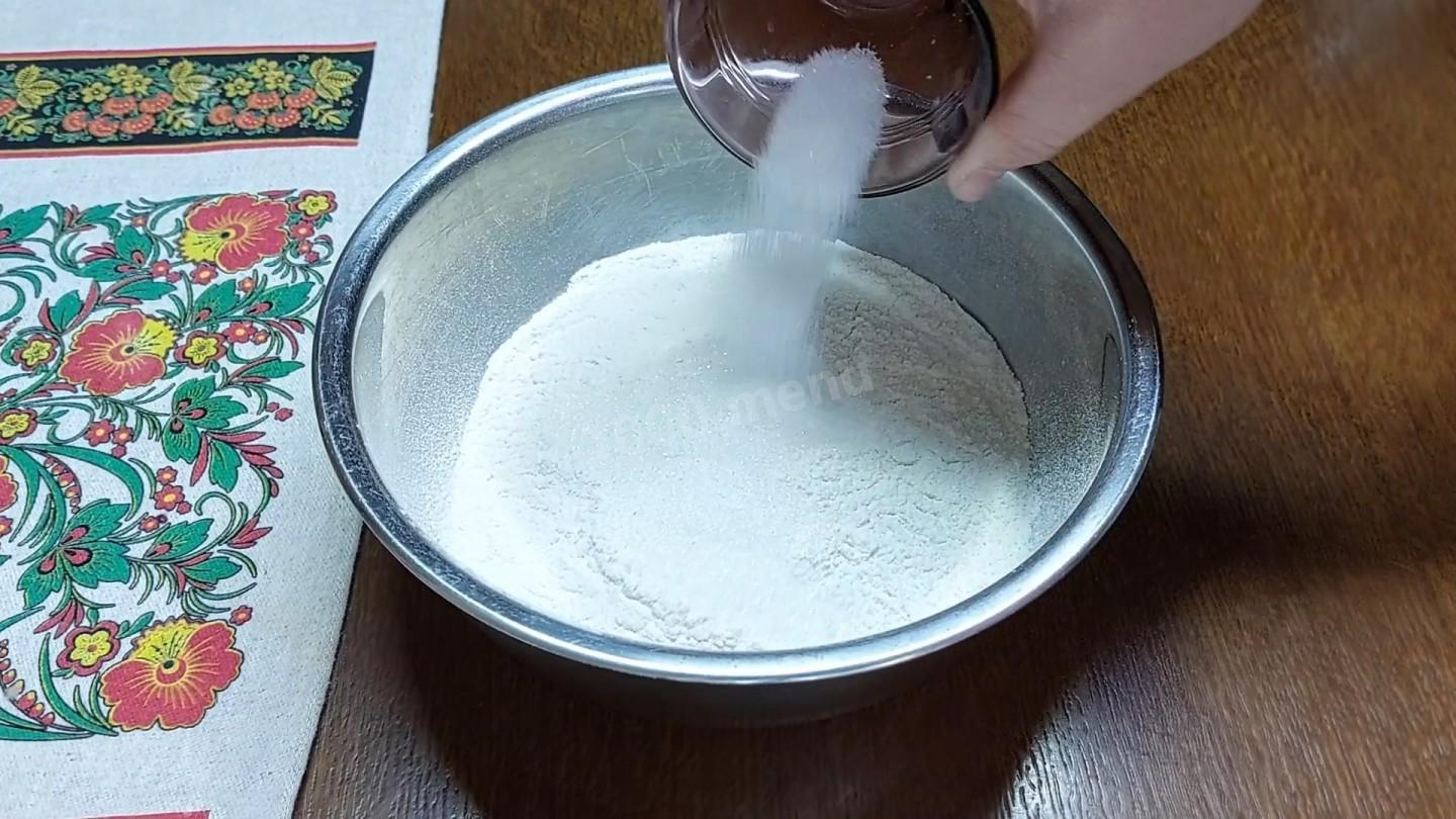 Шаг 1 приготовления Польский пирог Плесняк