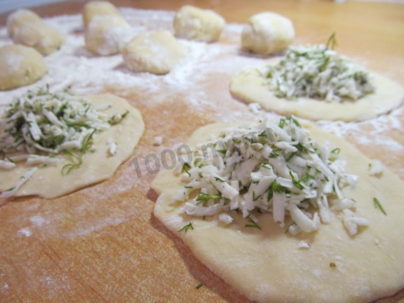 Шаг 17 приготовления Пирожки с брынзой и зеленью закусочные в духовке