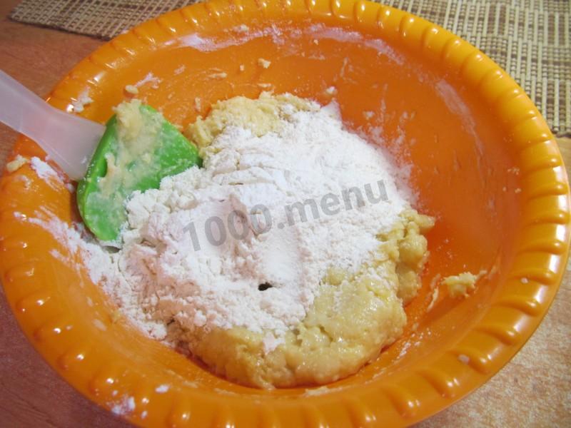 Шаг 7 приготовления Пирожки с брынзой и зеленью закусочные в духовке