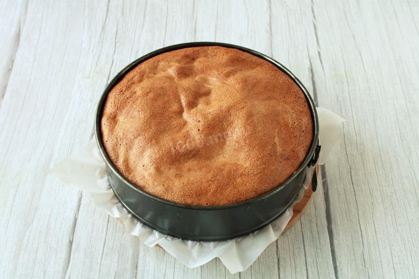 Шаг 15 приготовления Шарлотка с мандаринами и яблоками в духовке