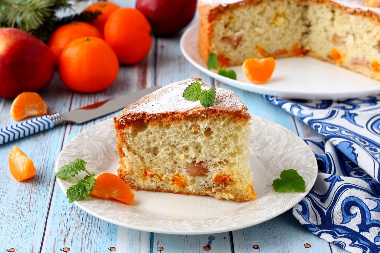 Шаг 16 приготовления Шарлотка с мандаринами и яблоками в духовке