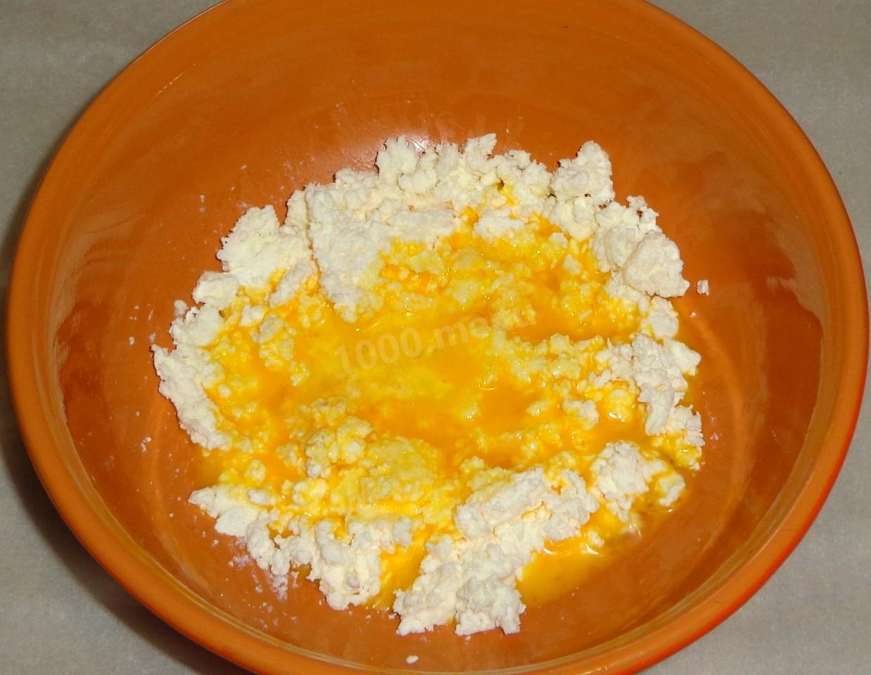 Шаг 4 приготовления Шанежки с мясом