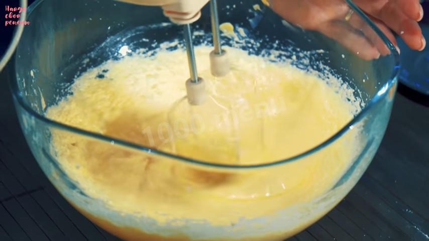 Шаг 8 приготовления Яблочный пирог с мёдом на овсяном тесте