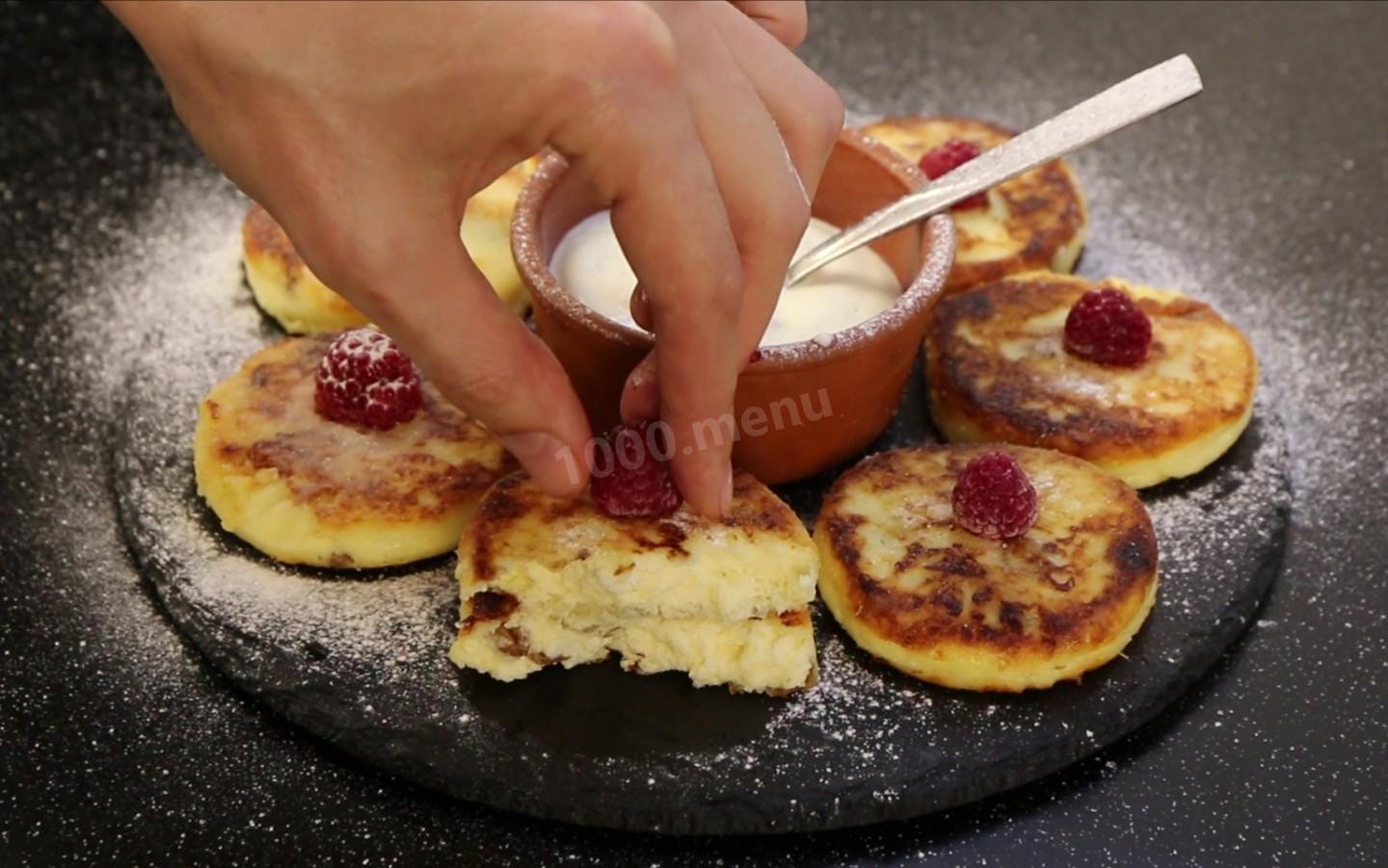 Шаг 11 приготовления Сырники без глютена (муки и манки)